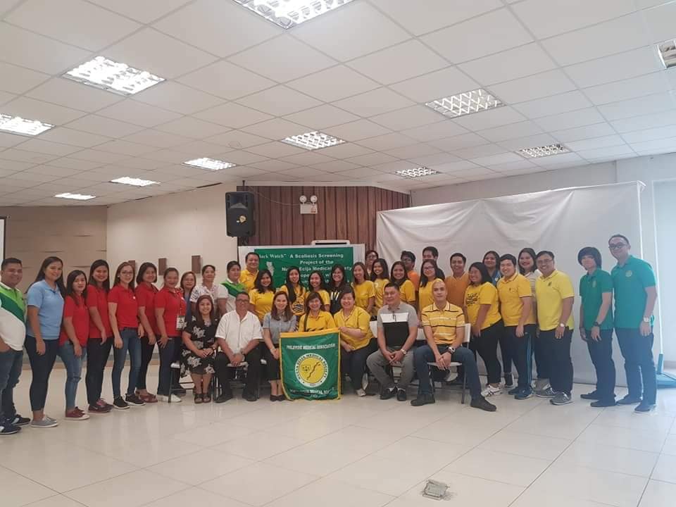 Physical therapy faculty, alumni provide scoliosis screening to 1415 grade school pupils in Nueva Ecija