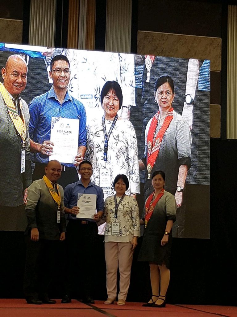 Engineering faculty win best paper award for preliminary study on impact of K-12 curriculum on math proficiency of college freshmen