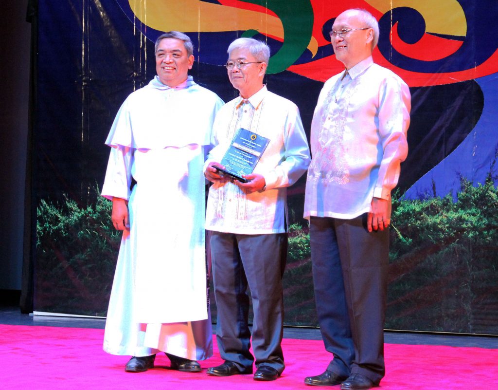 UST honors faculty members at 18th Dangal ng UST Awards