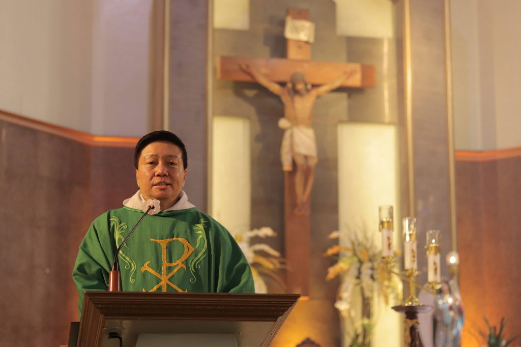 Rector challenges new Thomasians to excel, discover their identity