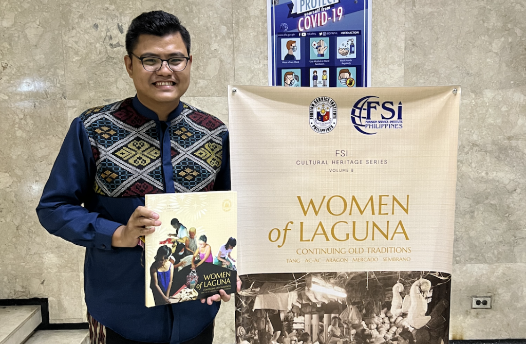 Mercado of Tourism Management co-authors book on Laguna traditional craftsmanship and women