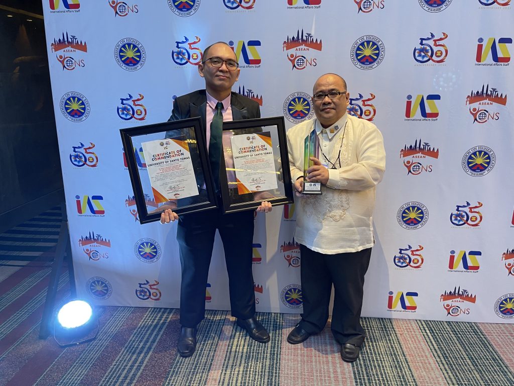 <strong>CHED recognizes UST for global rankings success, initiatives</strong>