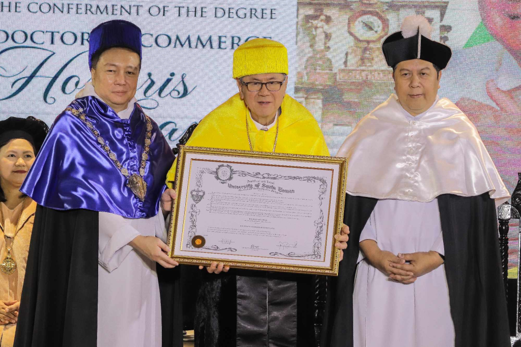 UST confers honorary degree upon Wilcon Builders Foundation, Inc. founder