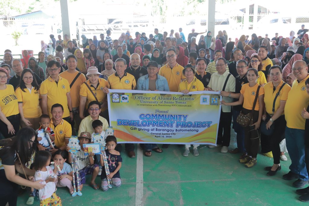 UST officials, SOCCSKSARGEN alumni mark Ramadan feast with Muslim community in GenSan